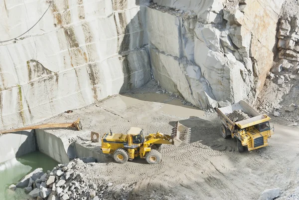 Machine granite quarry — Stockfoto