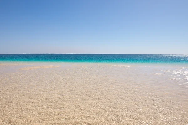 Panoramautsikt över Paradise turkos ocean beach — Stockfoto