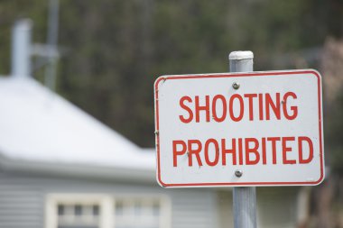 Yerleşim alanı yasak işareti çekim