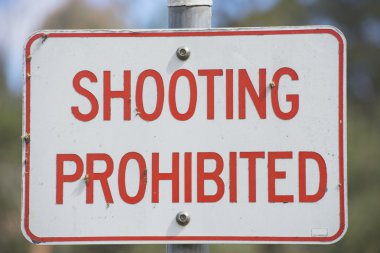 Kapat işareti çekim kadar açık yasak