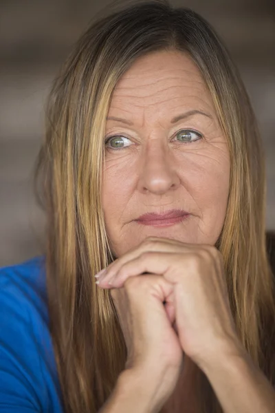 Thoughtful lonely woman folded hands — Stock Photo, Image