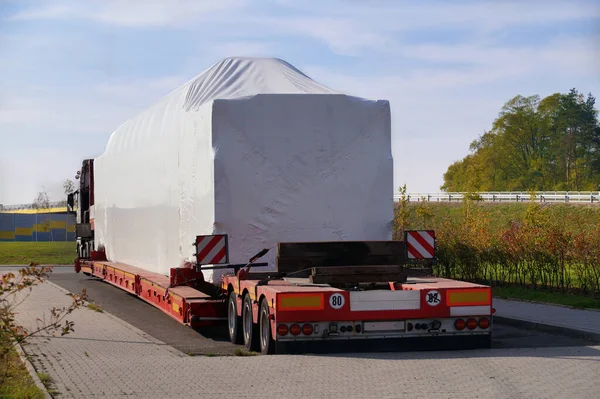 Carico Eccessivo Camion Durante Una Pausa Durante Viaggio Trasporti Strada — Foto Stock