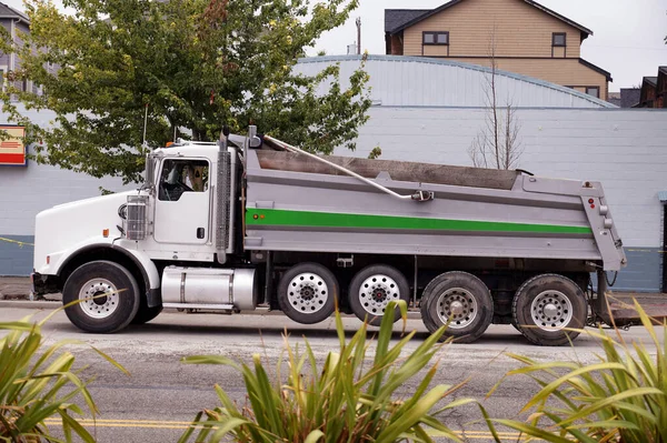 Large Dump Truck Waiting Loaded Road Works City Center — Stock Photo, Image