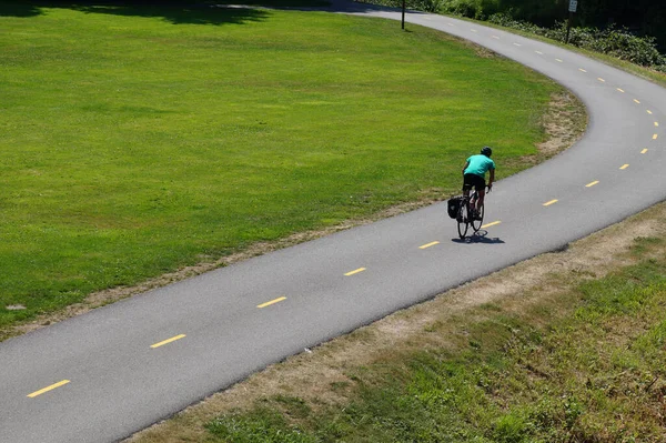 Redmont Sammamish 공원입니다 자전거를 자전거를 사람들 — 스톡 사진