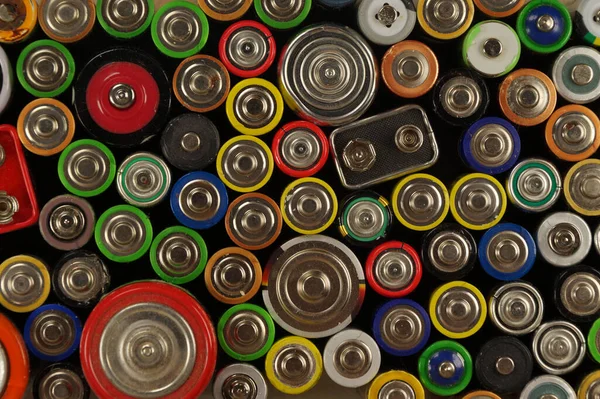 Підготовка Переробки Або Використання Десятки Типів Розмірів Кольорів Використаних Батарей — стокове фото