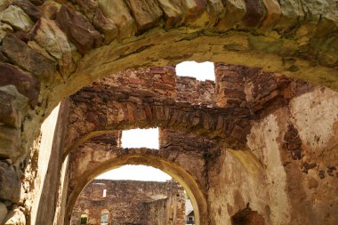 Polonya. Samsonow kasabası. Tarihi kömürle çalışan demir fabrikasının kalıntıları..