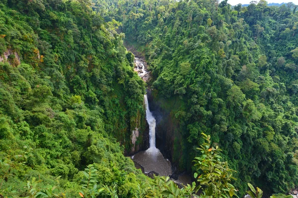 Haew Narok şelale — Stok fotoğraf