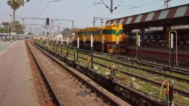 Варанасі Індія Приблизно Листопад 2019 Року Вид Залізничну Станцію Варанасі — стокове відео