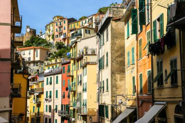 Riomaggiore 'nin güzel manzarası, La Spezia, Liguria, İtalya' da bir köy..