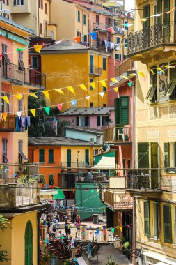 Manarola, İtalya - Eylül 2018. Manarola 'nın güzel manzarası, La Spezia, Liguria, İtalya' da bir köy..