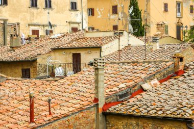 Volterra, İtalya - Eylül 2018. İtalya 'nın Pisa eyaletinde bir şehir olan Volterra' nın güzel manzarası.