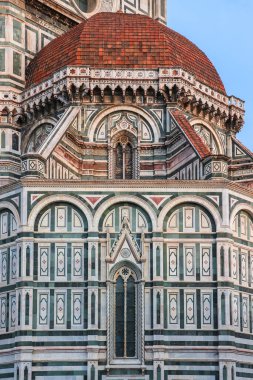 Floransa, İtalya - Eylül 2018. Floransa Katedrali 'nin güzel mimarisi (Cattedrale di Santa Maria del Fiore).