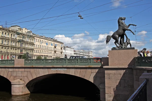 Ponte di Anichkov a San Pietroburgo, Russia — Foto Stock