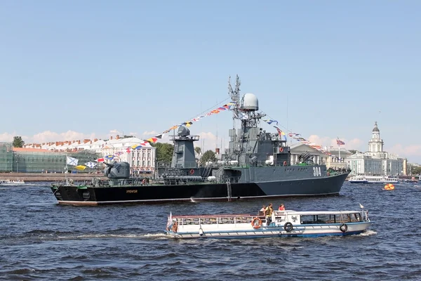 러시아 해군의 날에 세인트 피터 스 버그 — 스톡 사진