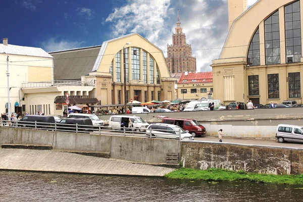 Riga zentralen Markt. Lettland — Stockfoto