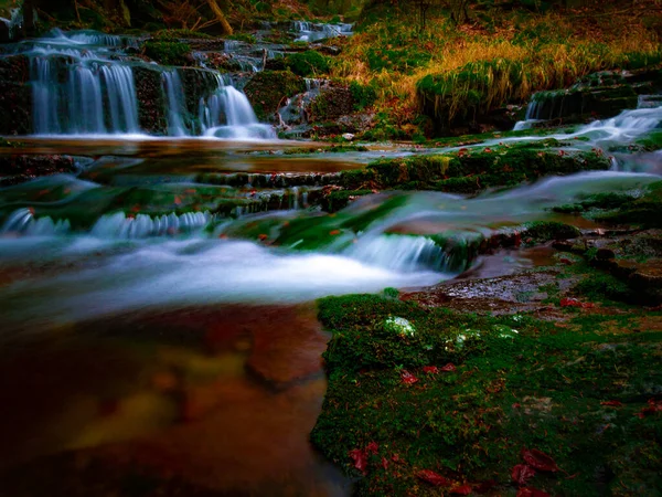 Riacho Selvagem Com Pedras Cachoeiras Nas Montanhas Jeseniky Europa Oriental — Fotografia de Stock