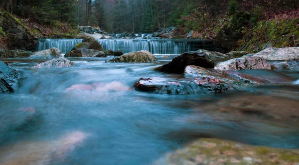 Fiume Selvaggio Con Pietre Cascate Jeseniky Montagne Europa Orientale Moravia — Foto Stock