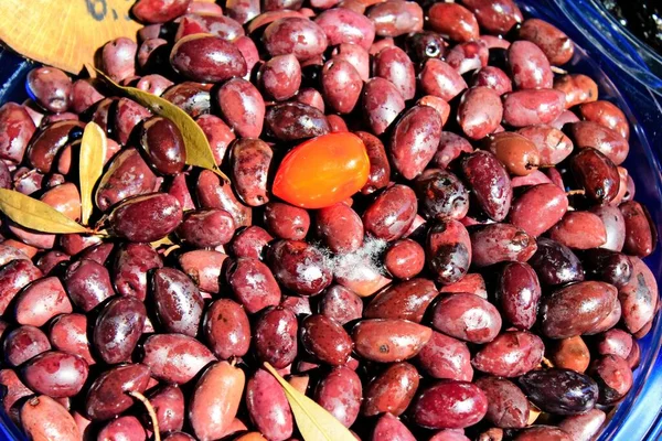 Puesto Con Aceitunas Griegas Kalamon Kalamata Mercado Calle — Foto de Stock