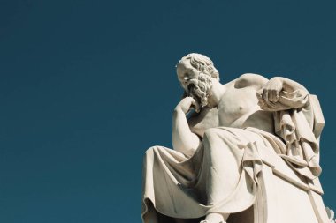 Antik Yunan filozof Socrates 'in heykeli Atina, Yunanistan, 9 Ekim 2020.
