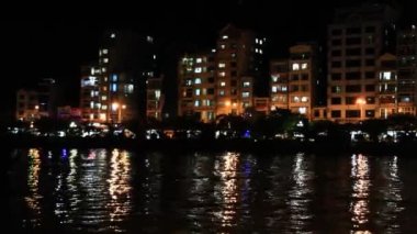 Gece kıyı şehir