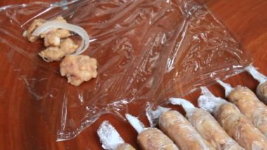 Kıymalı et rulosu kağıdı.