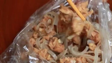 Kıymalı et rulosu kağıdı.