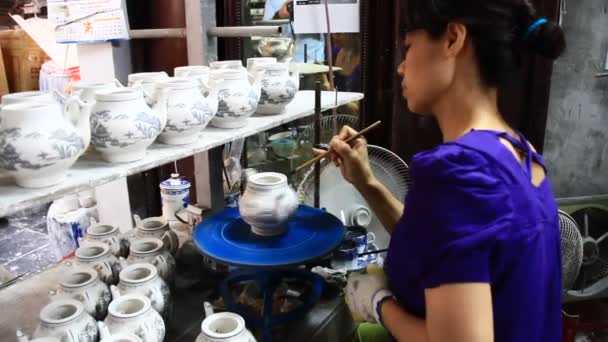 Workers Making Pottery Vietnam — Stock Video
