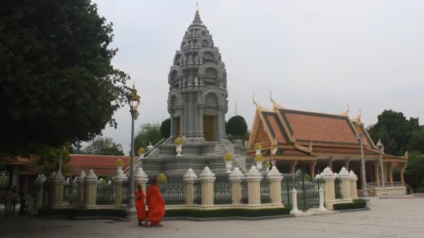 Temple Monks Cambodia — Stock Video