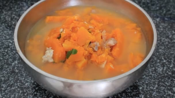 Pumpkin soup cooked pork — Stock Video