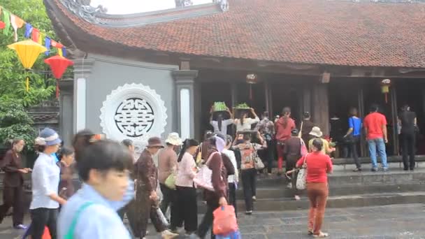 Group of people ceremony in the temple — Stock Video