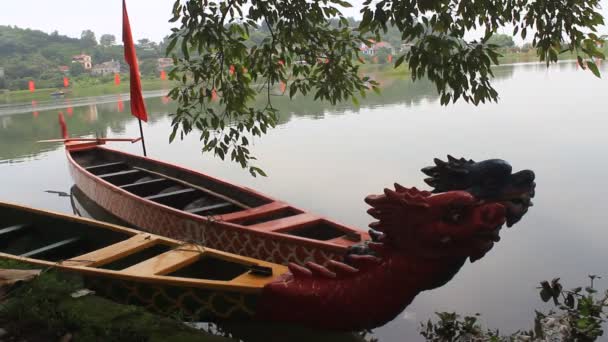 Hoofd draak boot, een unieke cultuur van vietnam — Stockvideo