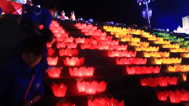 Świece w tradycyjny festiwal, Wietnam — Wideo stockowe