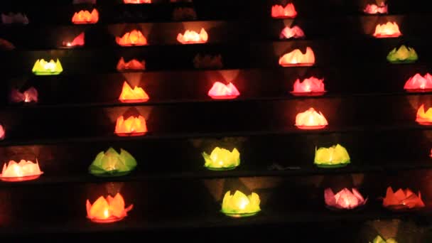 Свечи в традиционном фестивале, Вьетнам — стоковое видео