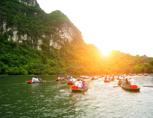 Azonosítatlan turisták Trang egy — Stock Fotó