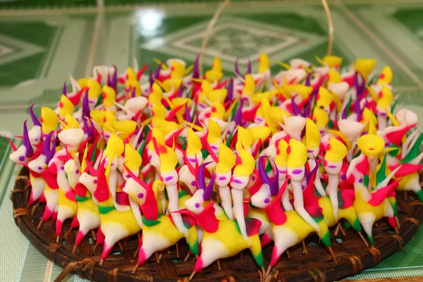 Tohe, os brinquedos tradicionais no Vietnã feitos com arroz em pó colorido — Fotografia de Stock