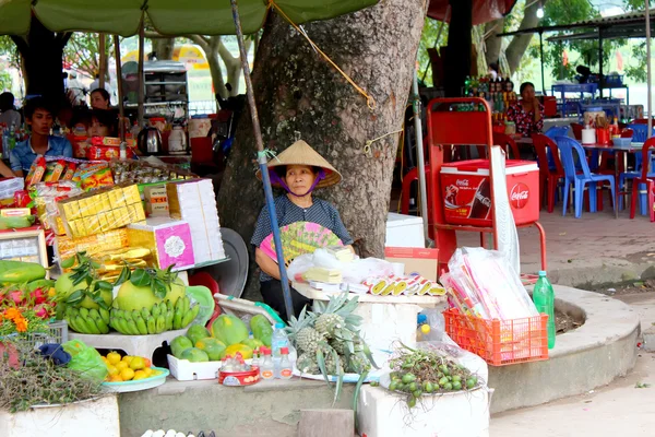 Hai Duong, Vietnam, Eylül, 8: Hayat Vietnamca satıcının m — Stok fotoğraf