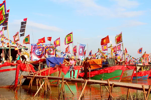 Performed traditional boat on — Stock Photo, Image