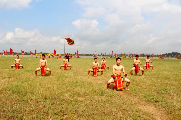 海平阳，越南，9 月，10: 武术从业人员每 — 图库照片
