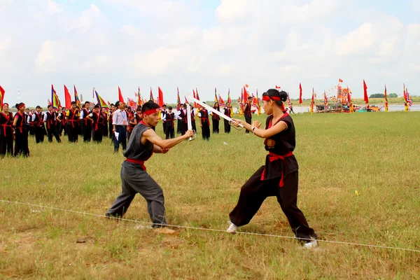 Hai Duong, Vietnam, Eylül, 10: dövüş sanatları uygulayıcıları başına — Stok fotoğraf