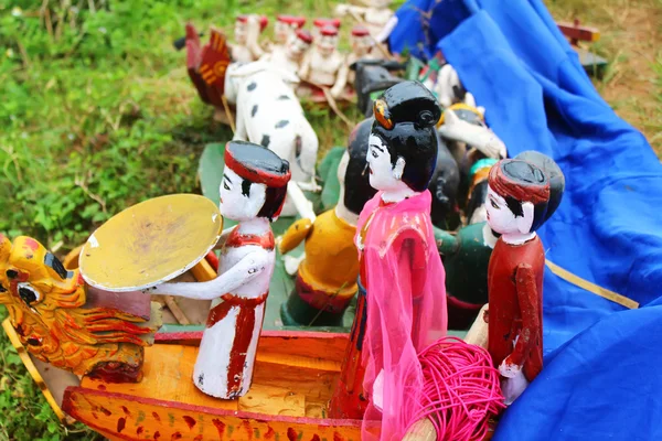 Marionetten, poppenspel gebruik in water — Stockfoto