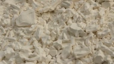 Manyok un plaka üzerinde