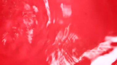 Şeftali suda yıkayın