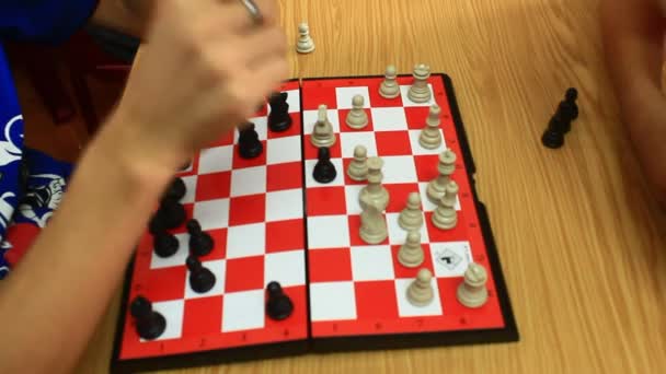 玩国际象棋王 — 图库视频影像