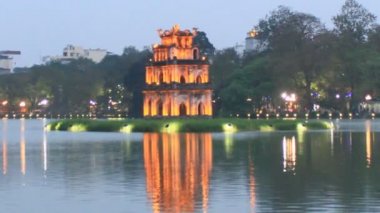 Hoan Kiem Gölü kaplumbağa Kulesi, Hanoi, Vietnam sembolü