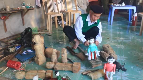 HAI DUONG, VIETNAM, artigiani e marionette in Vietnam — Video Stock