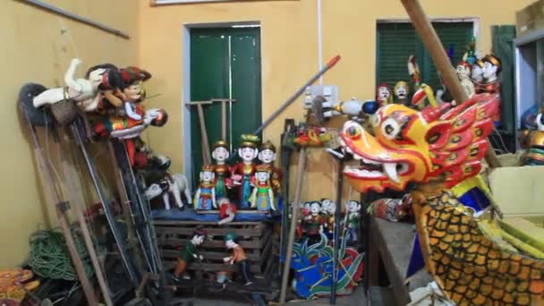 HAI DUONG, VIETNAM, artesanos y marionetas de agua en Vietnam — Vídeos de Stock