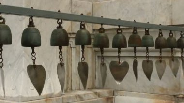 Bir tapınak tapınak Bangkok üzerinde antik çan