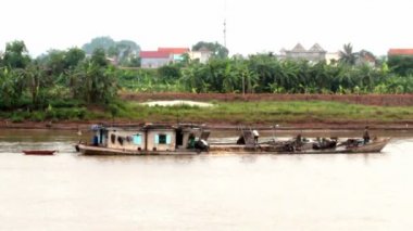 nehir yatağı içinde kum Ekskavatör