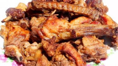 Kızarmış ördek bal