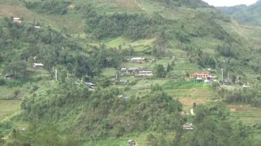 Vietnam dağındaki pirinç tarlaları